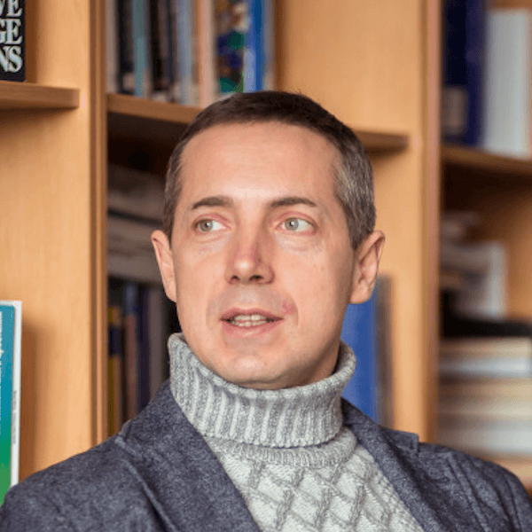 Михаил Минаков